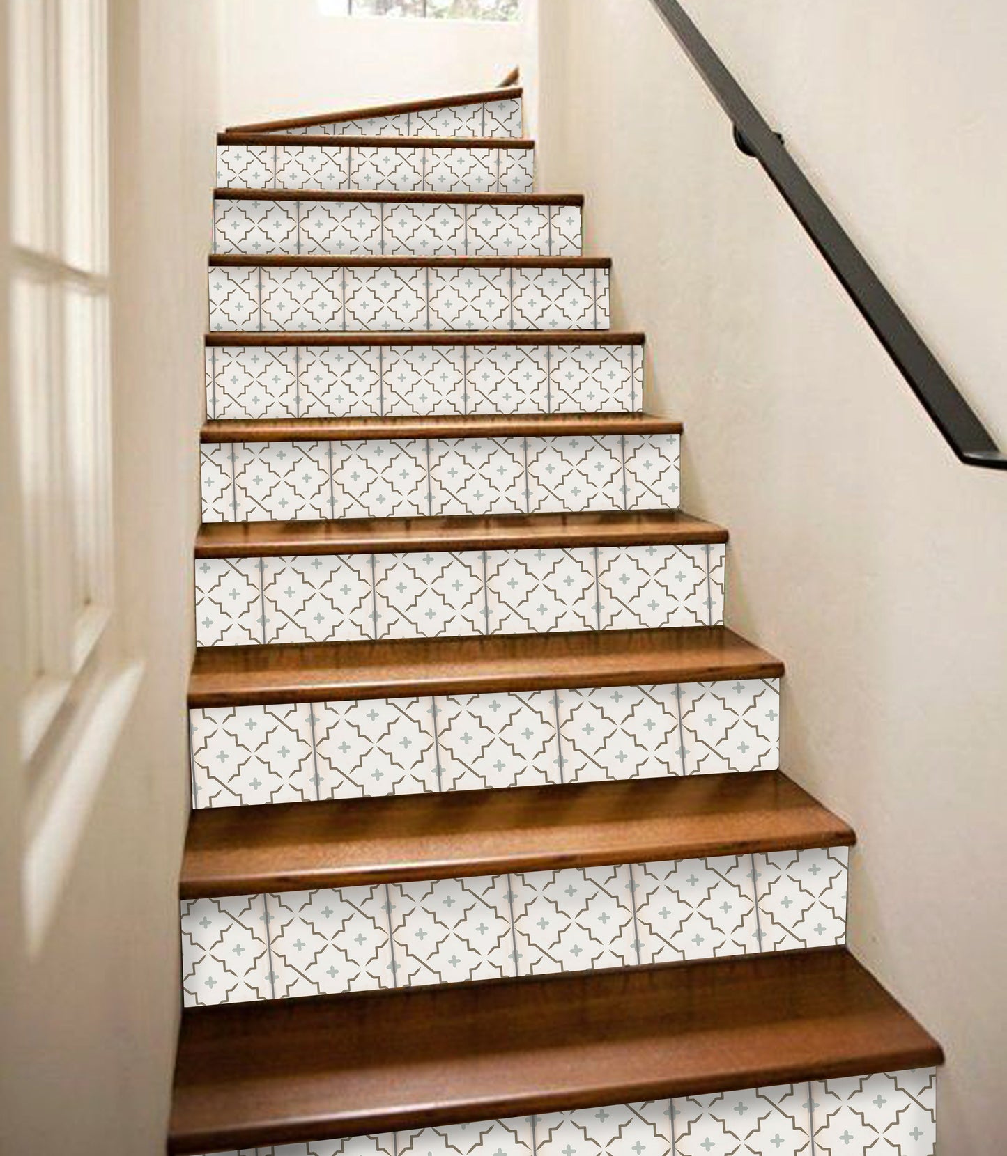 Cannes Peel & Stick Stair Strip