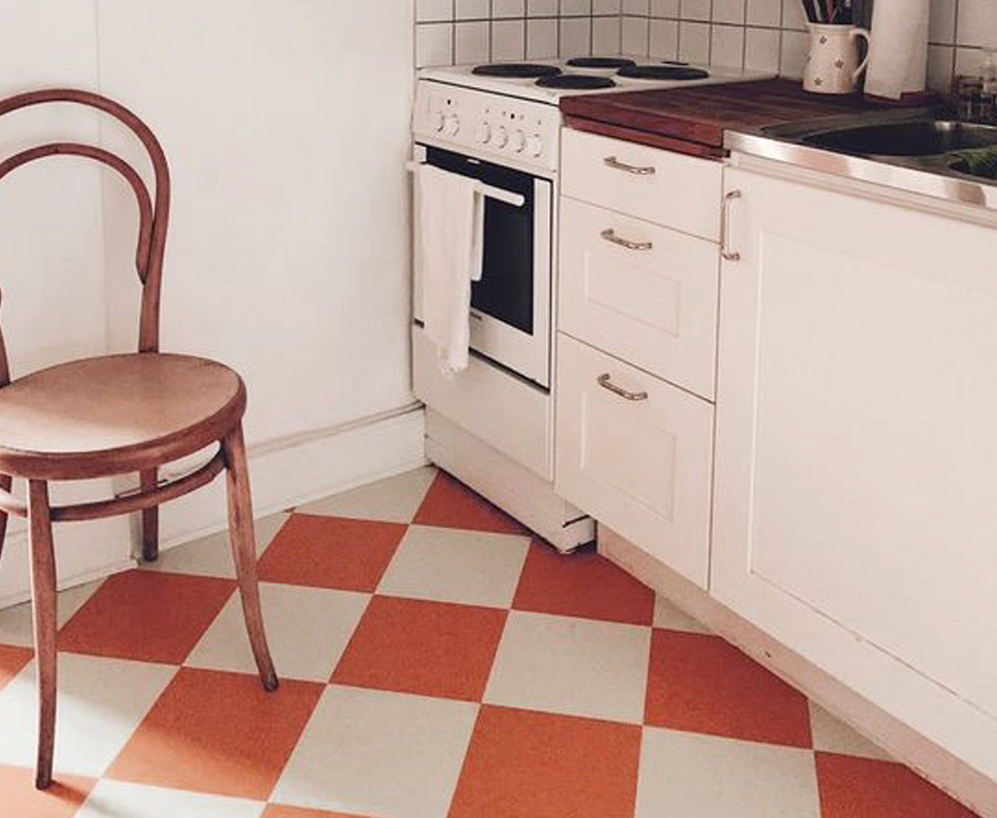 Ginger & off White Checker Anti Slip Flooring
