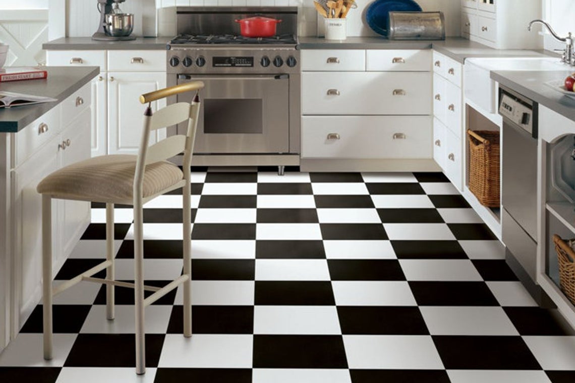 Black & White Checker Anti Slip Flooring